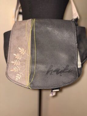 Haiku Black and Gray Messenger Bag with Leaf Stitching